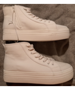 Universal Thread White Cassie size 11 High Top Shoes New With Tags - £19.42 GBP