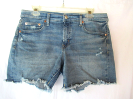 Gap 5&quot; short mid rise Size 8R/29 cutoffs medium rinse light destroy - £11.08 GBP