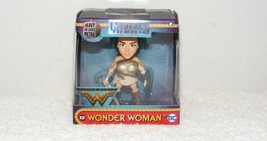 Nib Jada Toys 2017 #M281 Metals Die Cast Wonder Woman 2.5&quot; Mini Action Figure - £7.20 GBP