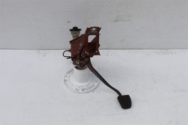 95-04 Toyota Tacoma 96-02 4Runner Clutch Pedal W/ Master Cylinder - $209.25