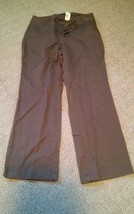 000 Womens Dockers Ideal Fit 12 Short Pants Brown Chino Style - $14.99