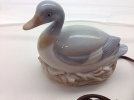 Andre Richard Porcelain Duck Night Light Lamp Vintage Sitting on Nest Japan - £36.25 GBP