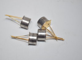 NEW Lot of 4 RF Transistors Part# RF629 - $29.69