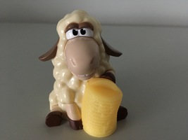 KINDER SURPRISE SHEEP FIGURINE - £1.83 GBP