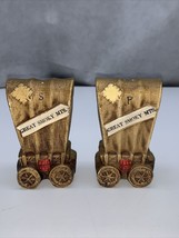 Vintage Great Smoky Mountains Salt And Pepper Shaker Set Pioneer Wagons KG - £11.63 GBP