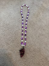 Mardi Gras Beads 19&quot; Beaded Necklace With Grapes Purple Plastic - $180.37 MXN