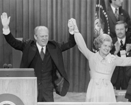 President Gerald Ford with Betty at 1976 Republican Convention Photo Print - £7.05 GBP+