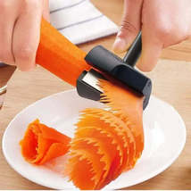 Creative Manual Vegetable Spiral Slicers Cutter Peeler Fruits Device Coo... - £12.30 GBP