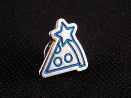 Vintage Lapel Pin Pizza Slice w/ Star In Blue Outline - £4.73 GBP