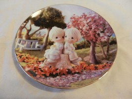 Love One Another Precious Moments Collector Plate Sam Butcher (H1) - £31.98 GBP