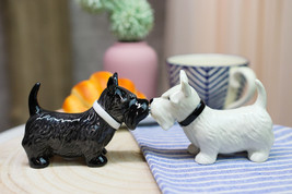 Ebros Kissing Scottie Scottish Terrier Dogs Ceramic Salt And Pepper Shakers Set - £13.36 GBP