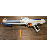 2006 Nerf Star Wars Clone Wars Trooper Dart Gun Blaster Rifle Hasbro Laser Works - $39.99