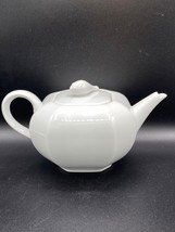 Heinrich/Villeroy and Boch Teapot. White porcelain, bud finial. VTG 1983-87 GER - £36.28 GBP