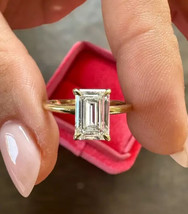 2 to 5 Ct E VS1 Emerald Cut Solitaire Lab Grown Diamond Engagement Ring ... - €607,03 EUR+