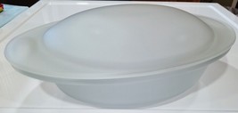 Vintage 2 Quart Anchor Hocking Ovations Clear,Frosted Oval Lidded Casserole Dish - £15.79 GBP