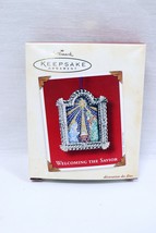 VINTAGE 2002 Hallmark Keepsake Ornament Welcoming the Savior - £15.59 GBP
