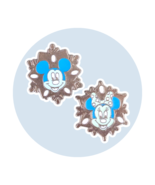 Mickey Mouse and Minnie Mouse Disney Pins: Snowflake - $457.97 MXN