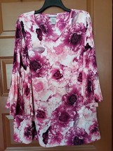 Catherine&#39;s Flowy Floral Tunic Top Pleated Wide Sleeves Plus Size 0X 14/16W - £15.80 GBP