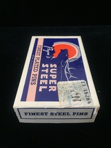 Vintage 60s Prym's Super Steel Finest Plated Pins packaging image 3