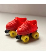 Vintage Barbie Doll Red Rubber Roller Skates w Yellow Wheels 1.25&quot; Length - €12,74 EUR