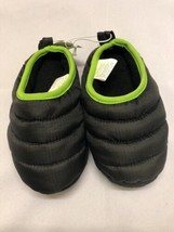 Old Navy Slippers Boys Shoes Size Small 10-11 Black - $13.98