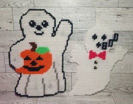 Vintage Plastic Canvas Yarn Pumpkin Ghost Decor Wall Hanging Halloween Magnets - £10.84 GBP