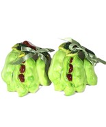 Vintage Pea Pod Ceramic Wall Decor Set of 2 6x6 inches vibrant green - $799.32 MXN