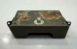 1992-1996 TOYOTA CAMRY CENTER DASH ASHTRAY P/N 74102-33010 GENUINE OEM USED - $276.61 MXN