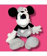 Tokyo Disneyland Disney Monochrome Minnie Mouse Plush RARE Condition EX - €8,58 EUR Tokyo Disneyland Disney Monochrome Minnie Mouse Plush RARE Condition EX - €8,58 EUR