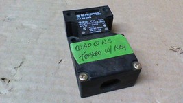 SCHMERSAL AZ16ZVRK SAFETY LIMIT SWITCH / (1) N.O.&amp; (1) N.C. TESTED CONTACTS - $15.86 CAD