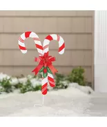 Candy Cane Stake by Fox River - $550.85 MXN Candy Cane Stake by Fox River - $550.85 MXN