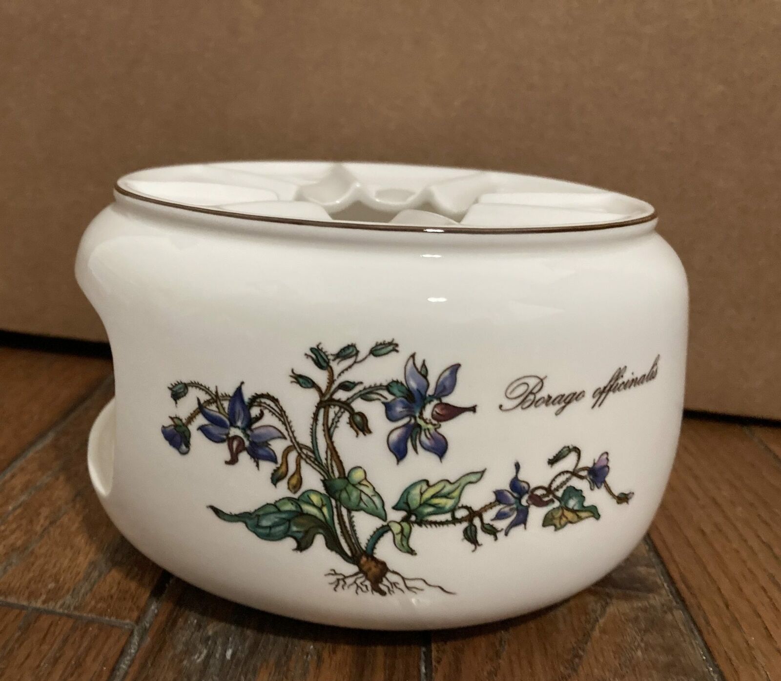 Primary image for Villeroy and Boch Botanica China Teapot Warmer