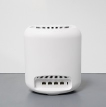 eero Max 7 BE20800 V010111 Tri-Band Mesh Wi-Fi 7 Router - White image 4