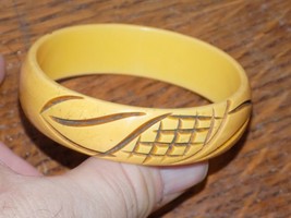 Vintage Butterscotch Carved Bakelite Bracelet - $49.50