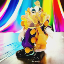 Vtg Artmark Clown Doll With Porcelain Head Hands &amp; Feet Chicago Ltd. bendy - £6.35 GBP