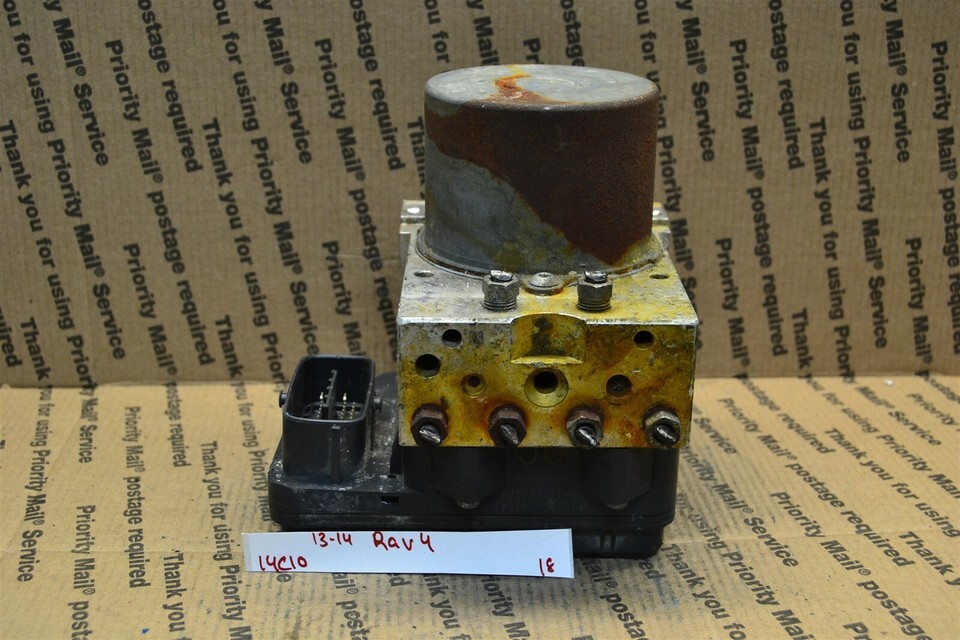 2013-2014 Toyota Rav4 ABS Pump Control OEM 445400R131 Module 18-14C10 - $29.39