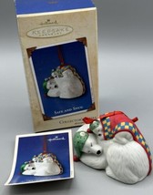 Ornament Hallmark  Safe and Snug #2 Polar Bear &amp; Cub QX8036 2002 Julie Forsyth - £6.86 GBP
