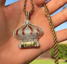 2 Carati Taglio Rotondo Diamanti Finti King Corona Ciondolo 14k Giallo Dorato - £243.04 GBP
