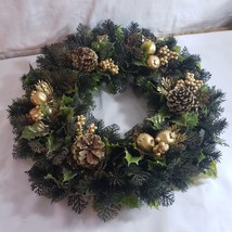 12 inch Artificial Christmas Wreath green and gold - £7.79 GBP