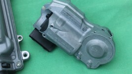 2007 Mercedes CLK550 Engine Computer Module ECU DME EIS EZS ISL Set A2731530879 image 4