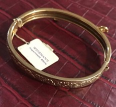 Rare Wineman&#39;s  Vintage Child Gold Tone Hinged Carved Bracelet Old New Stock - £31.97 GBP