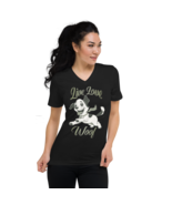 Unisex Short Sleeve V-Neck T-Shirt – Live Love Black - €46,94 EUR