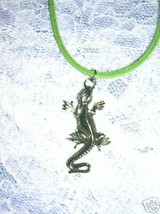 New Exotic Iguana / Lizard Family Usa Cast Pewter Pendant 22&quot; Green Necklace - £6.79 GBP