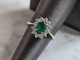 Womens Vintage Estate 18K White Gold Emerald &amp; Diamond Ring 3.8g  #E1341 - £499.52 GBP