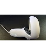 Right  Genuine Original Meta Oculus Quest 2 VR Controller JD96CX - $54.55