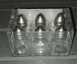 3 Sets Mini 1 1/4” Glass Cube Metal Top Salt &amp; Pepper Shakers - $110.23 MXN