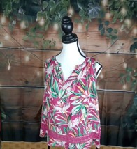 Crown &amp; Ivy Blouse Size PL Flamingo Printed Sleeveless V Neck Crochet  - £7.84 GBP