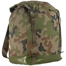 Polish M93 Camo Rucksack Woodland Camo Standard: 17&quot; x 13.5&quot; x 9.5&quot; Expa... - $719.27 MXN