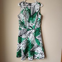 DressBarn Tiki Knee Length Dress Size 12 Sleeveless Green White Blk DB E... - $18.69