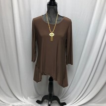 Roz and Ali Top Womens Size Medium Brown Stretchy Concave Hemline Shirt - £11.37 GBP